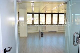 Miete Büro in Barri de les Corts. Oficina de 300m2 en moderno edificio en avda. diagonal con franc