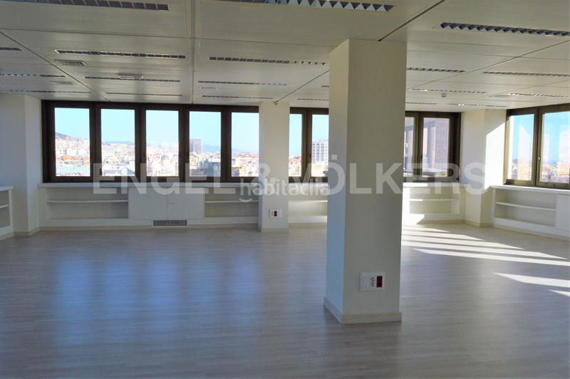 Foto 0f7cea1f-0742-4f13-a238-e6032ef60328. Location bureau avec parking dans Barri de les Corts Barcelona