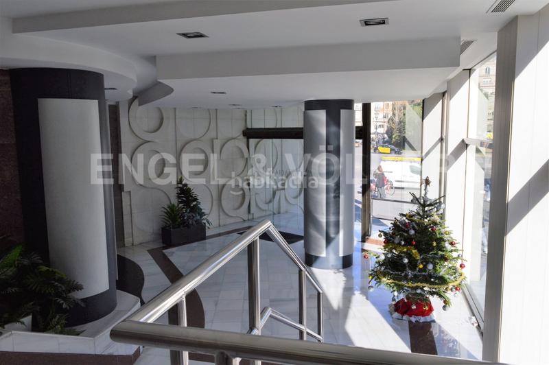 Foto 297a5986-98bf-46d0-8274-bac573c03bd4. Location bureau avec parking dans Barri de les Corts Barcelona