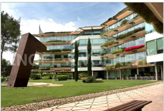 Location Bureau à Eixample. Oficina en alquiler en sant cugat