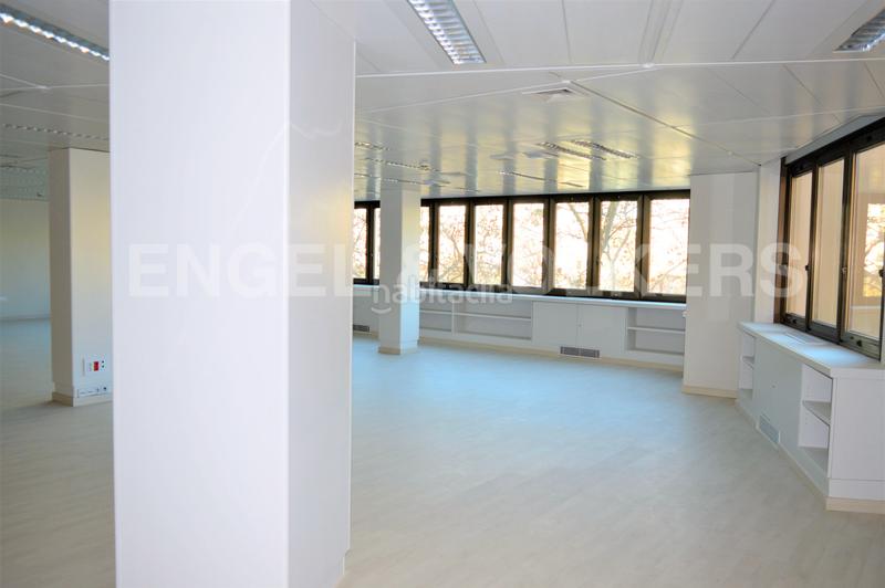 Foto 84c39068-d4c2-4ed4-9b77-c1c5e3732704. Location bureau avec parking dans Barri de les Corts Barcelona