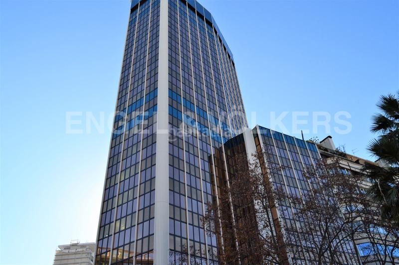 Foto 4ffe03d3-88a9-44b6-a92f-2fe6f5968513. Miete büro mit parking in Barri de les Corts Barcelona