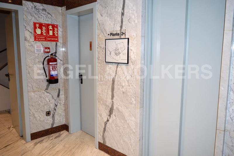 Foto a2292a35-e3aa-4b69-90af-408f91d774c6. Rent office space with parking in Barri de les Corts Barcelona