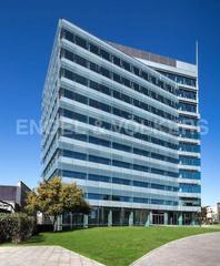 Lloguer Oficina a El Pedró. Edificio exclusivo de oficinas situado en el eje sur de barcelon