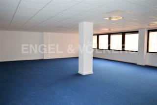 Oficina a Sant Gervasi - Galvany. Oficina de 126m2 en edificio de oficinas, situada en via augusta