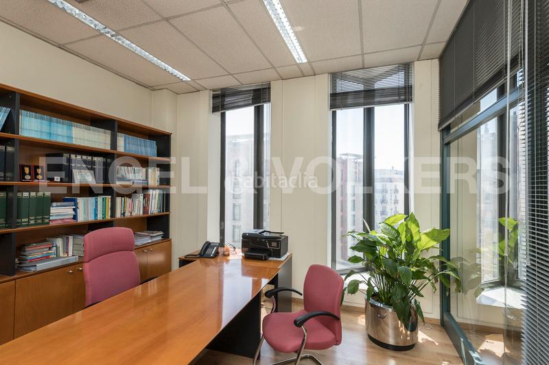 Foto 4486f087-6e8f-4c5e-9d50-0b46f5113744. Ufficio in Dreta de l´Eixample Barcelona