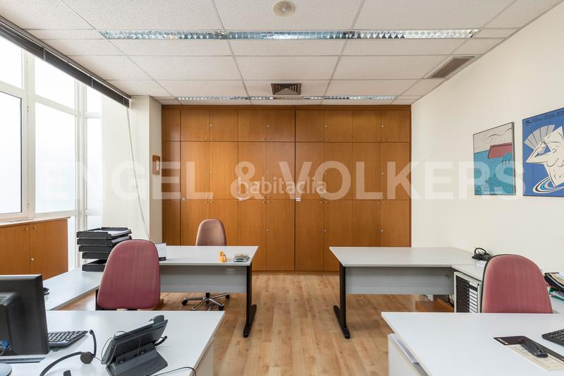 Foto a9752f03-6e42-4a5f-ab69-73e0f9de7d6b. Ufficio in Dreta de l´Eixample Barcelona