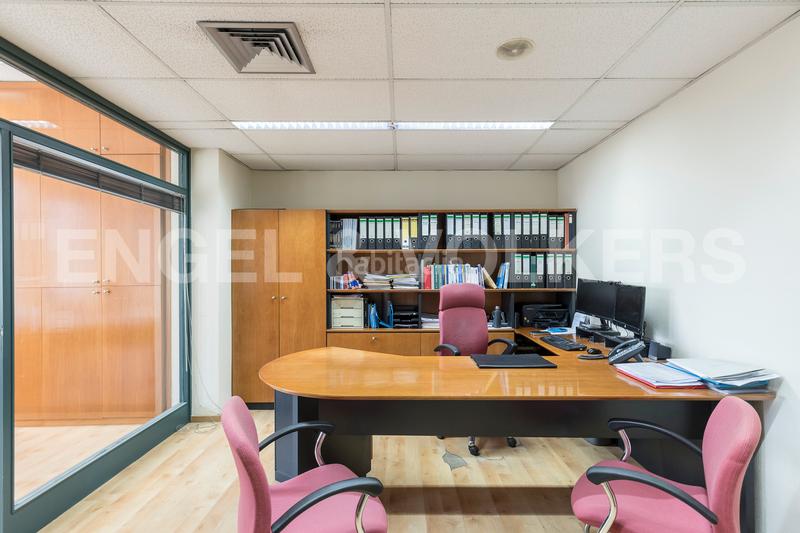 Foto ce0fb32b-68b7-45de-8291-5ad7f5049744. Ufficio in Dreta de l´Eixample Barcelona