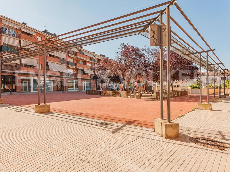 Foto f1f75b67-54b4-417b-8c2c-244150ae39c8. Geschäftsraum in Centre Rubí