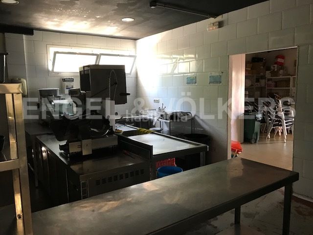 Foto a6f0743a-d73b-4dac-90c6-627ffcc6b7ca. Local comercial a Roda de Barà