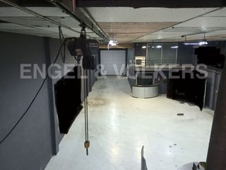 Nave industrial en Congost-Santa Caterina. Nave industrial
