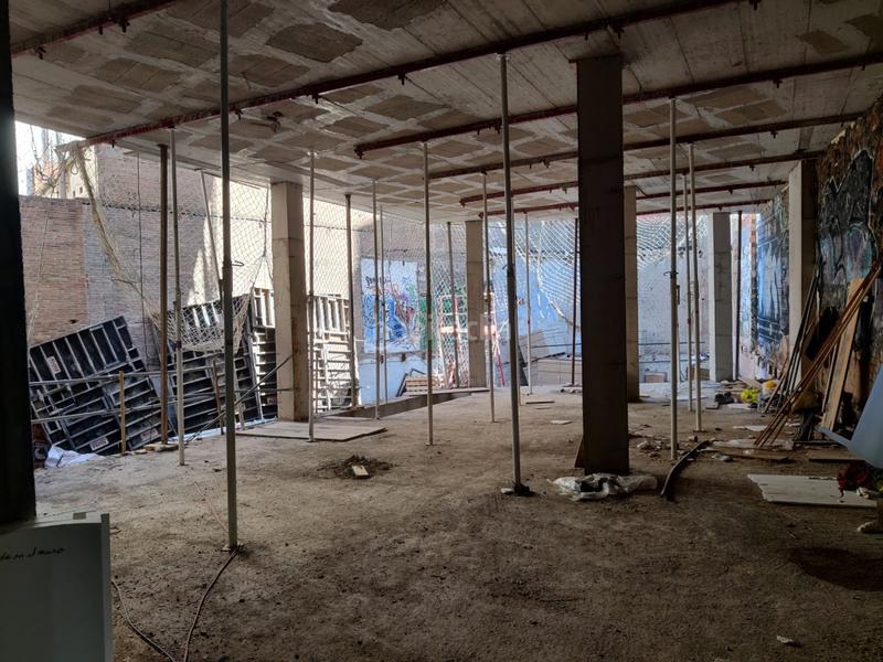 Foto f76978ed-5ee9-4408-ba60-dbbf5a208229. Alquiler local comercial  ubicado en edificio con fachada modernista en Barcelona