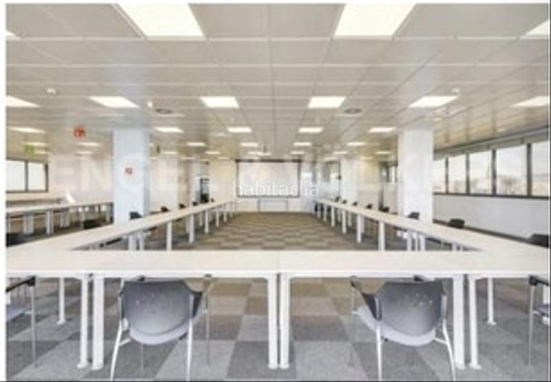 Foto 86314973-198b-41c4-80a2-d04e1642df0f. Rent office space with parking in Diagonal Mar i el Front Marítim del Poblenou Barcelona