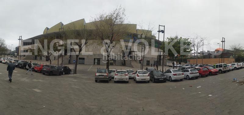 Foto 36332e19-d595-489f-b106-ab2f147294d6. Alquiler local comercial  disponible en Badalona