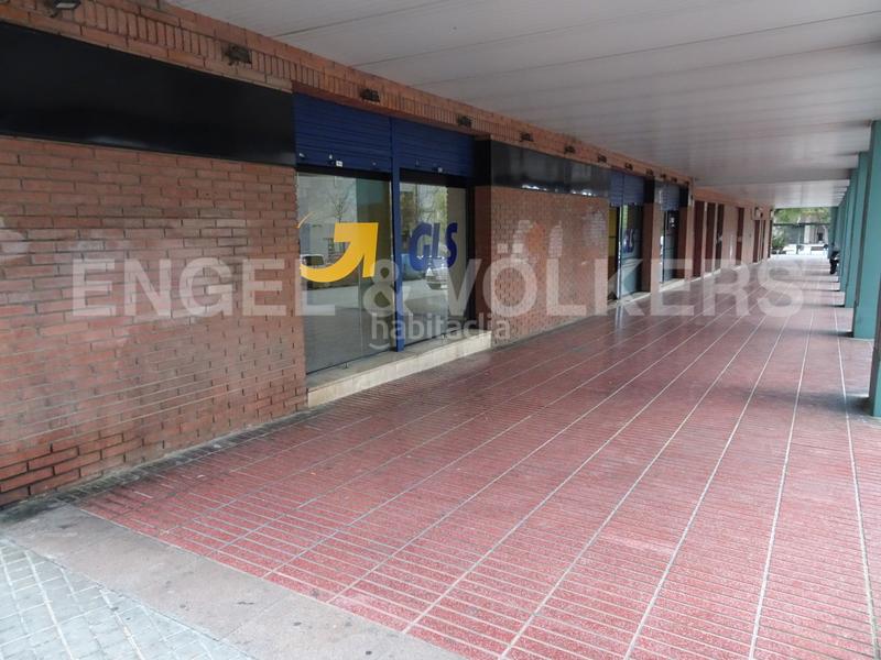 Foto 3f437d92-cdc2-4065-987e-b920522aeed6. Location local commercial avec chauffage dans Gorg Badalona