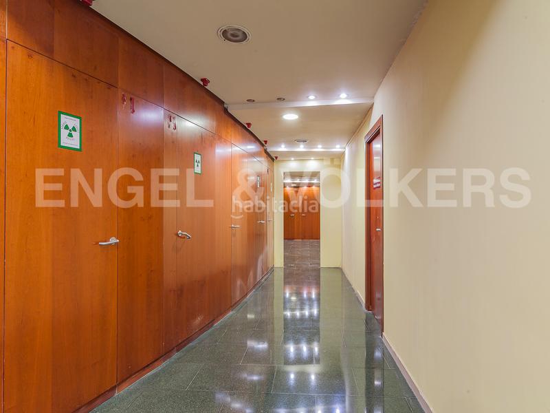 Foto 4004ece9-6eb9-4954-ad93-afa3694579fc. Locale commerciale in Putget - Farró Barcelona