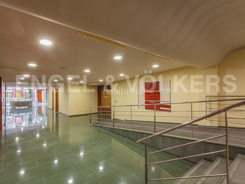 Foto 76203e80-de3e-4948-aa39-8c3df9863da8. Locale commerciale in Putget - Farró Barcelona