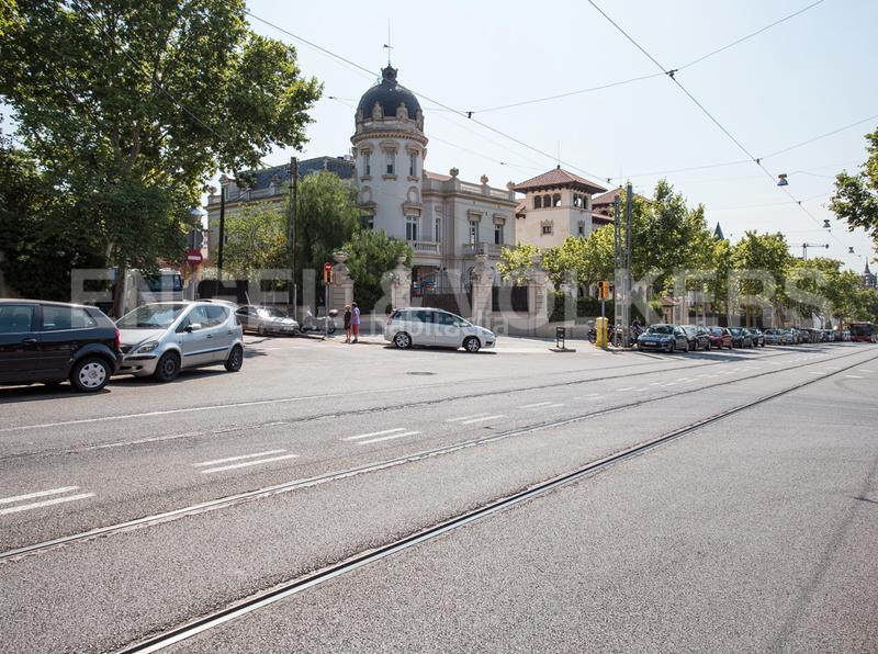 Foto dab88a17-c0db-4d32-90f9-ba6f7eb78599. Locale commerciale in Putget - Farró Barcelona