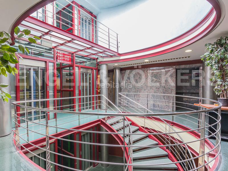 Foto e802ccf7-edd2-49d3-8296-894ead58218d. Locale commerciale in Putget - Farró Barcelona