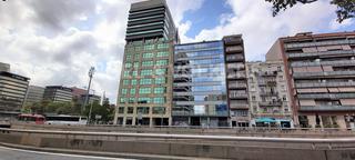 Location Bureau à La Bordeta. Magnifica oficina exterior de 2 plantas 1098m2 en gran via corts