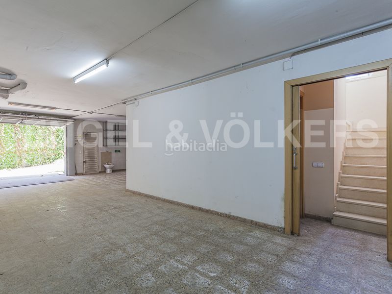 Foto 0d546c62-da7f-4a1d-b4e2-292b07946238. Local comercial venta local Valldoreix de 90 m2 pb 206 en p1 en Sant Cugat del Vallès