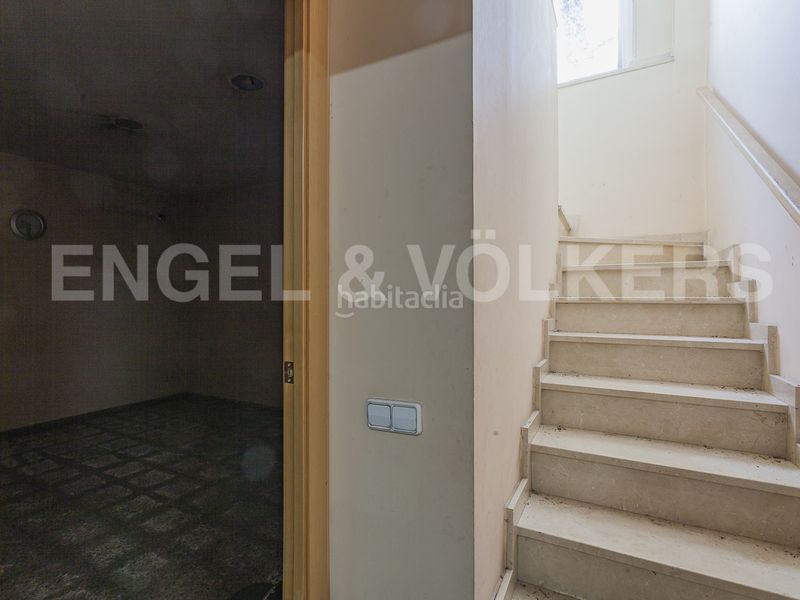 Foto cf173f4b-3147-4c42-99e8-478ce2e02ee9. Local comercial venta local Valldoreix de 90 m2 pb 206 en p1 en Sant Cugat del Vallès