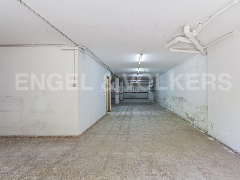 Foto f1ae9ff8-08c6-4850-9619-35295241bfb6. Local comercial venta local Valldoreix de 90 m2 pb 206 en p1 en Sant Cugat del Vallès