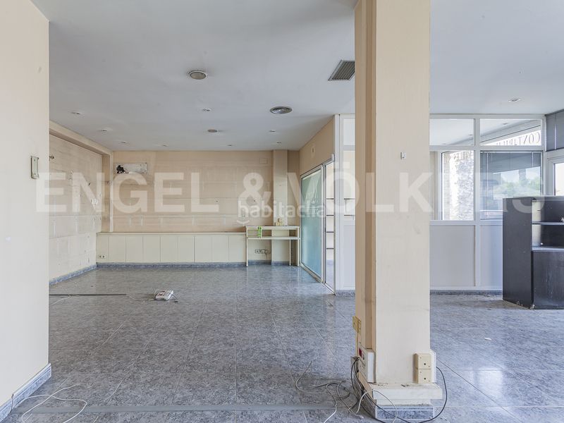 Foto ff9844ed-d89b-4e4c-aba5-e4b45e30670a. Local comercial venta local Valldoreix de 90 m2 pb 206 en p1 en Sant Cugat del Vallès