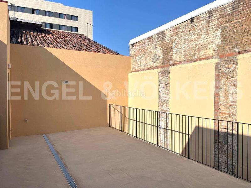 Foto 10770a30-df85-4fc6-ba29-ca821fbb9b96. Ufficio con parcheggio in Poblenou Barcelona