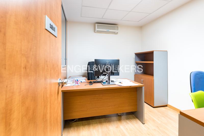 Foto a8954932-830e-42e6-a7e2-68abc6316a67. Office space in Barri de les Corts Barcelona