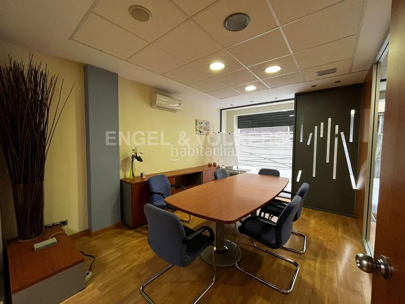 Foto eb9c60ca-dce2-4f0a-b9df-da3256c979d1. Office space in Barri de les Corts Barcelona