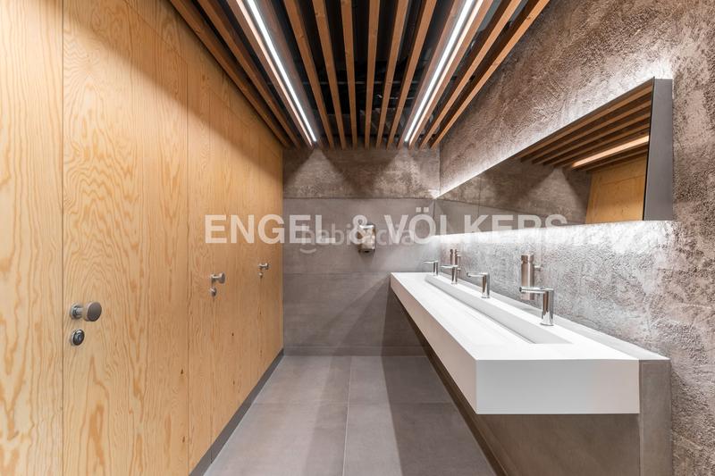 Foto 3e125aad-e8c8-4827-9109-ee59595ac395. Lloguer oficina a Sant Ramon - Maternitat Barcelona