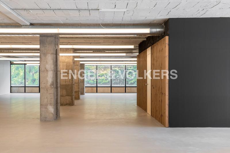 Foto 0b63bcd8-9d85-4d7d-812b-8aca23dec0f0. Miete büro in Sant Ramon - Maternitat Barcelona