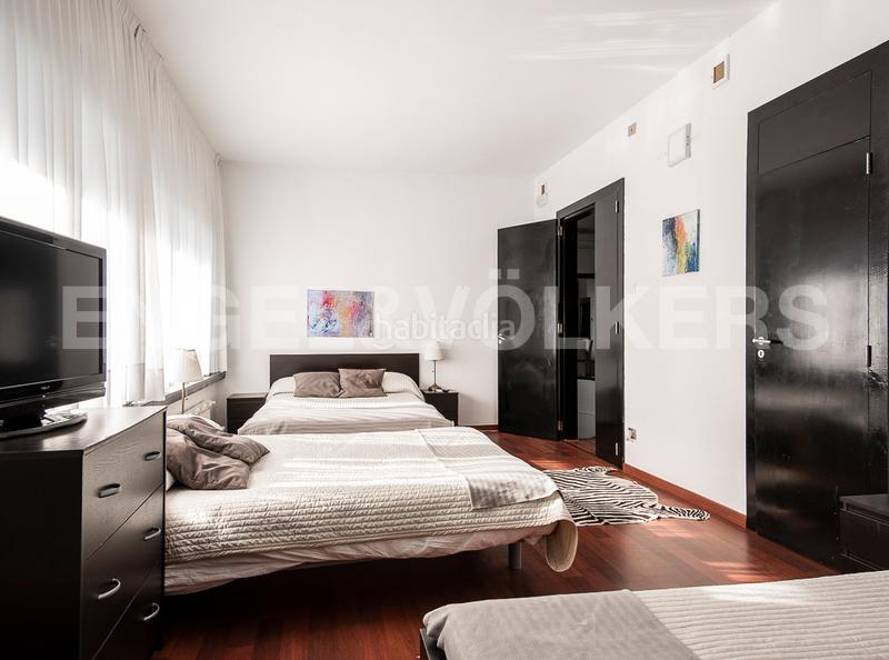 Foto 4cbea8d3-10ba-4ae8-8879-0078ece7f531. Locale commerciale in La Salut Barcelona