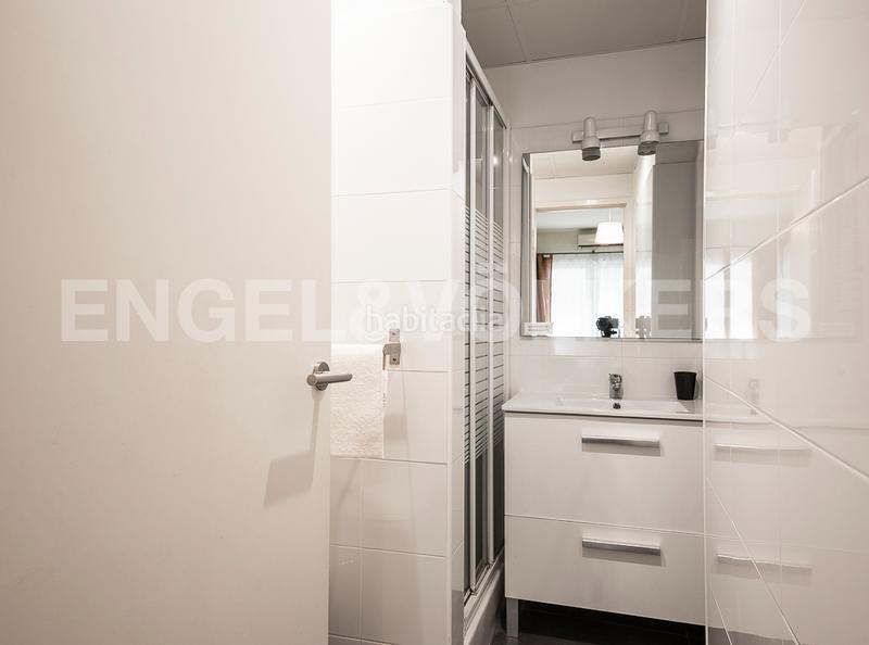 Foto 65206b26-a8f5-48ee-b8c3-fd51e9fd76f8. Locale commerciale in La Salut Barcelona