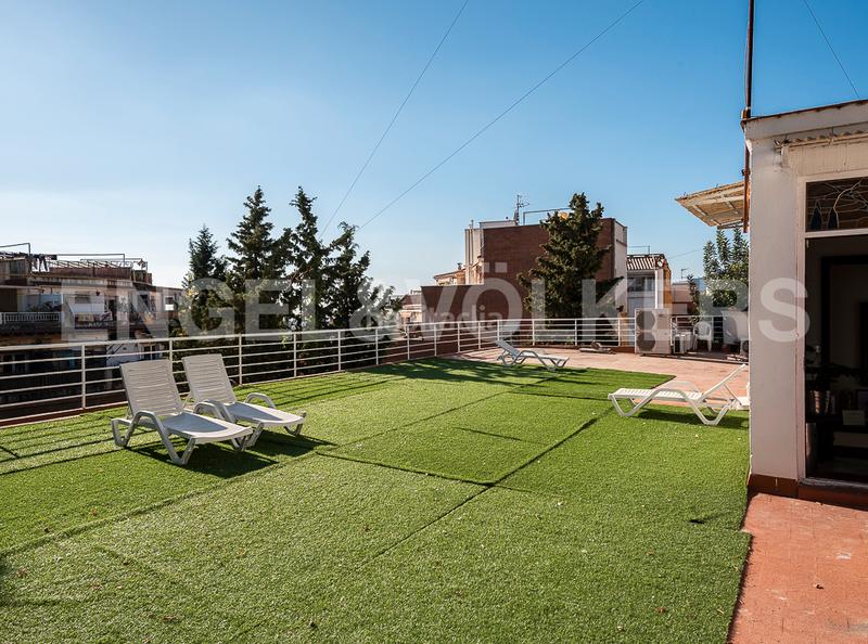 Foto 6a477132-8ac0-437d-ad15-373c420501ed. Locale commerciale in La Salut Barcelona