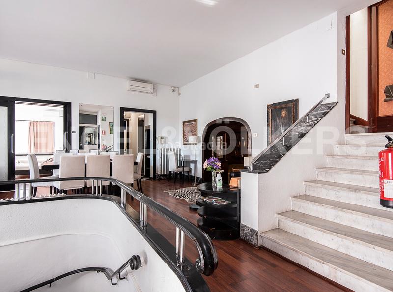 Foto bb3dfc1a-0c10-4868-88da-2f70963ee8b7. Locale commerciale in La Salut Barcelona