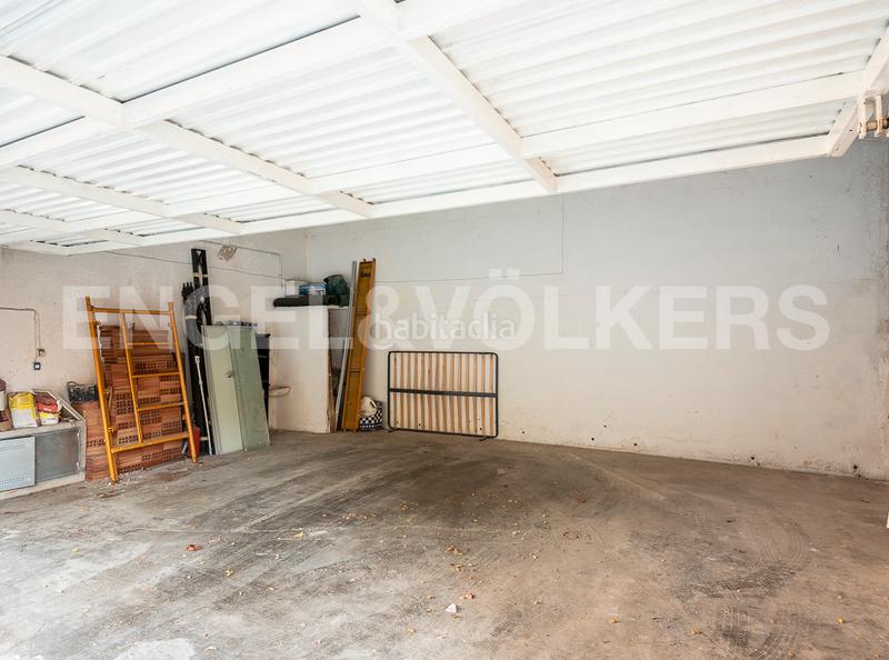 Foto e572ebdb-3a27-4eeb-abd9-4cc54d0c4aa2. Locale commerciale in La Salut Barcelona