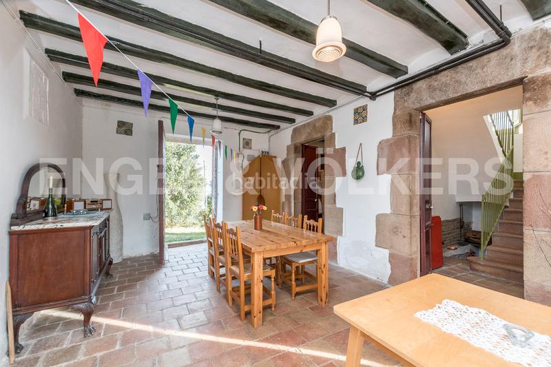 Foto 23a3ed1d-fdc1-4029-a069-61dc5ad6da8f. Edifici a Castellví de Rosanes