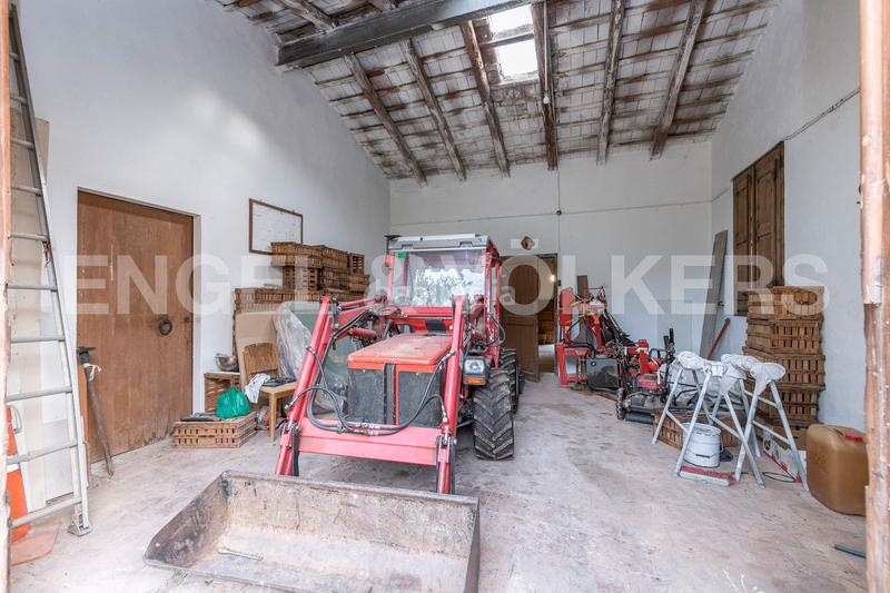 Foto 2cab8add-ffe2-475c-a0fe-9564b1c3f5a2. Edifici a Castellví de Rosanes