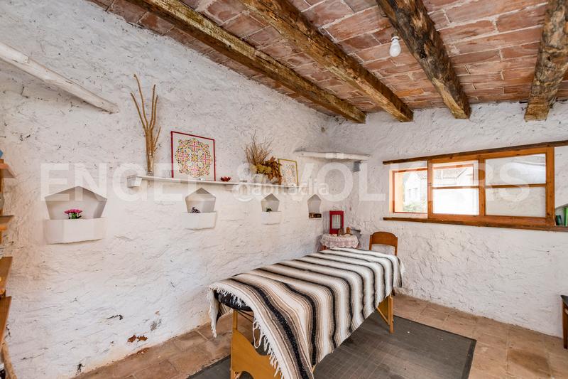 Foto 3372ddce-5e2a-4945-9276-61e28d42fa63. Edifici a Castellví de Rosanes