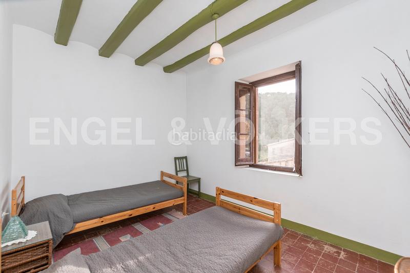 Foto cf06a3e7-e268-4633-ae06-10565f6adfcf. Edifici a Castellví de Rosanes