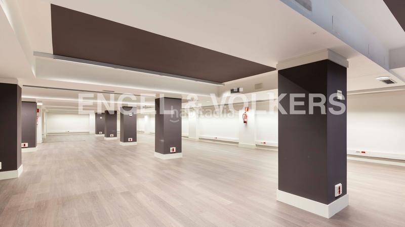 Foto 0605995e-3373-4b86-9a18-60e15374e91b. Location bureau avec chauffage dans La Nova Esquerra de l´Eixample Barcelona