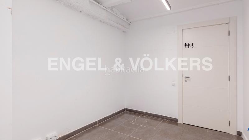 Foto f9adf902-f211-4608-896c-fda436927bbd. Rent office space with heating in La Nova Esquerra de l´Eixample Barcelona