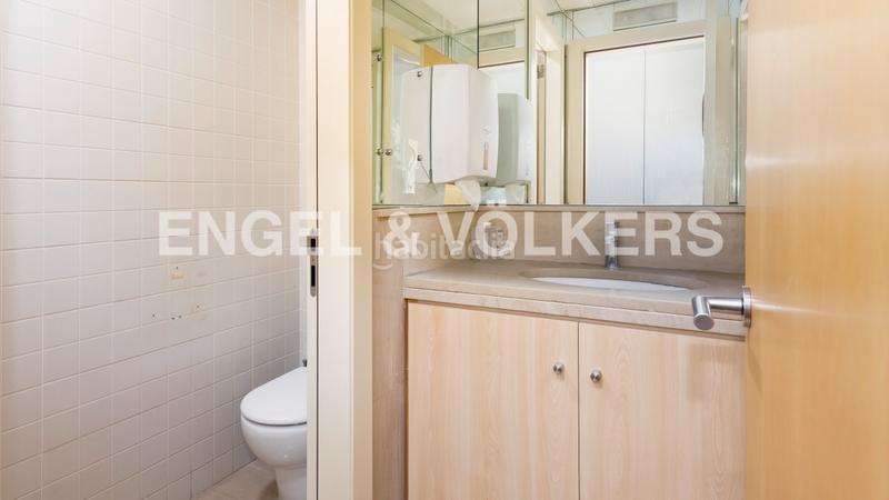 Foto 359f34ae-b2fd-4e60-9995-2f9f6d023aa1. Alquiler oficina  en alquiler cerca paseo de gracia en Barcelona