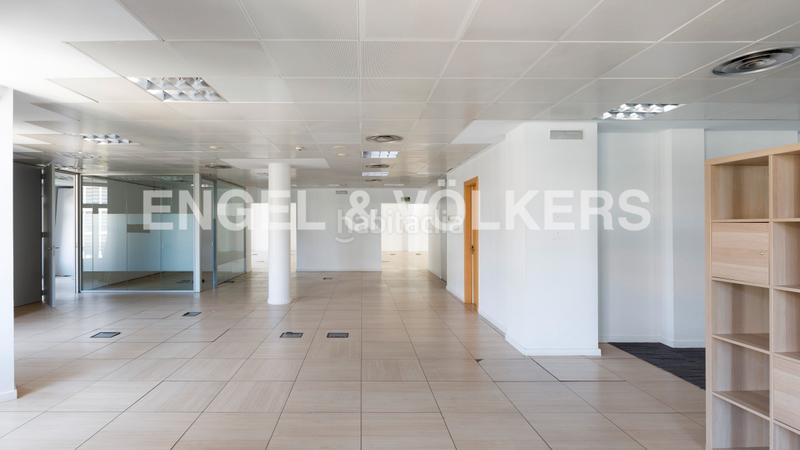 Foto a493d69b-ed78-40ee-a9b2-c70efe425338. Location bureau dans Dreta de l´Eixample Barcelona