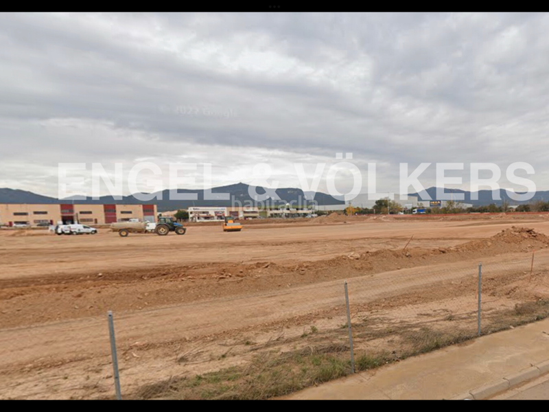 Foto 83294bdd-7dc0-4979-9fc4-06314f3da0fe. Gewerbliches grundstück in Valls