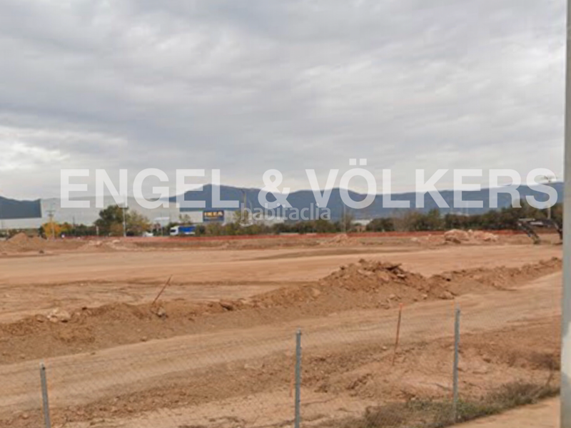 Foto e3325dc3-5618-4827-aabb-696dfee3585b. Gewerbliches grundstück in Valls