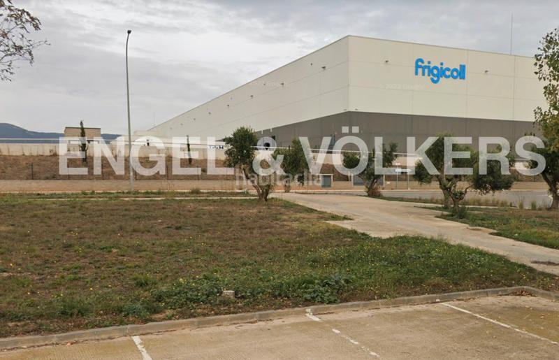 Foto 0d1c6723-f90e-459b-b5bb-8db56aa1c6b9. Solar industrial a Valls