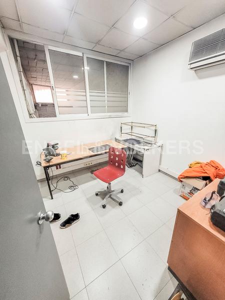 Foto 890b2acc-155e-42c5-8520-fe0976523fac. Local commercial dans Centre Sant Just Desvern